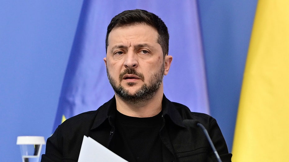 Зеленский предупреждает о невозможности увидеть признаки готовности России к миру перед встречей Путина и Трампа в Аляске