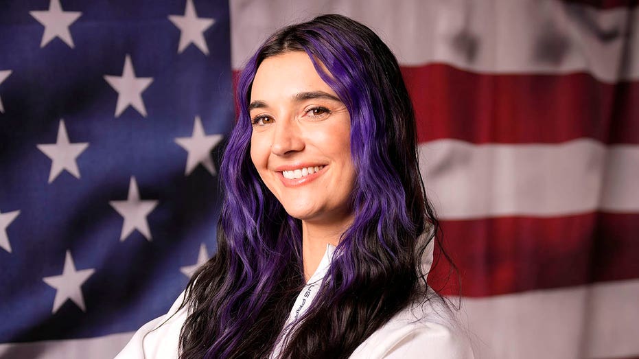 Американская паралимпийская сноубордистка Бренна Хакеби нацеленась на четвертую золотую медаль в Милане после ампутации ноги в 14 лет